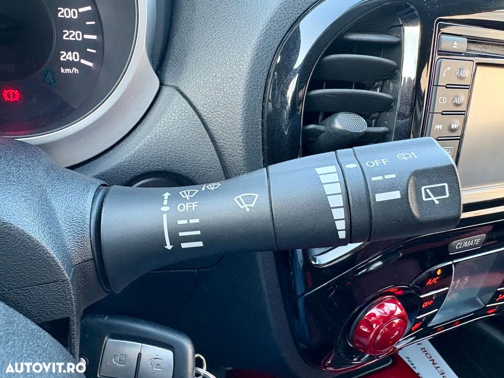 Nissan Juke 1.6 Xtronic N-Connecta - 31