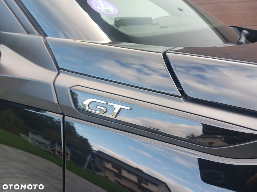 Peugeot 2008 PureTech 130 EAT8 GT - 22