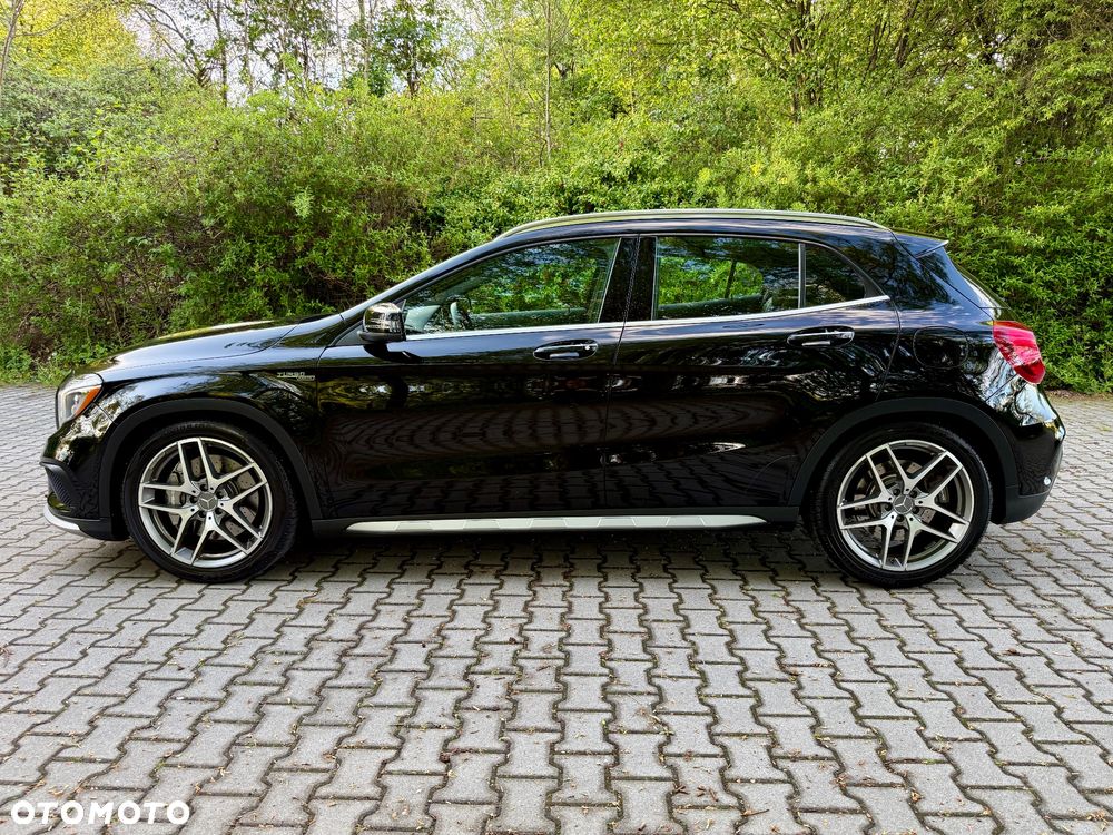 Mercedes-Benz GLA 45 AMG 4-Matic - 3