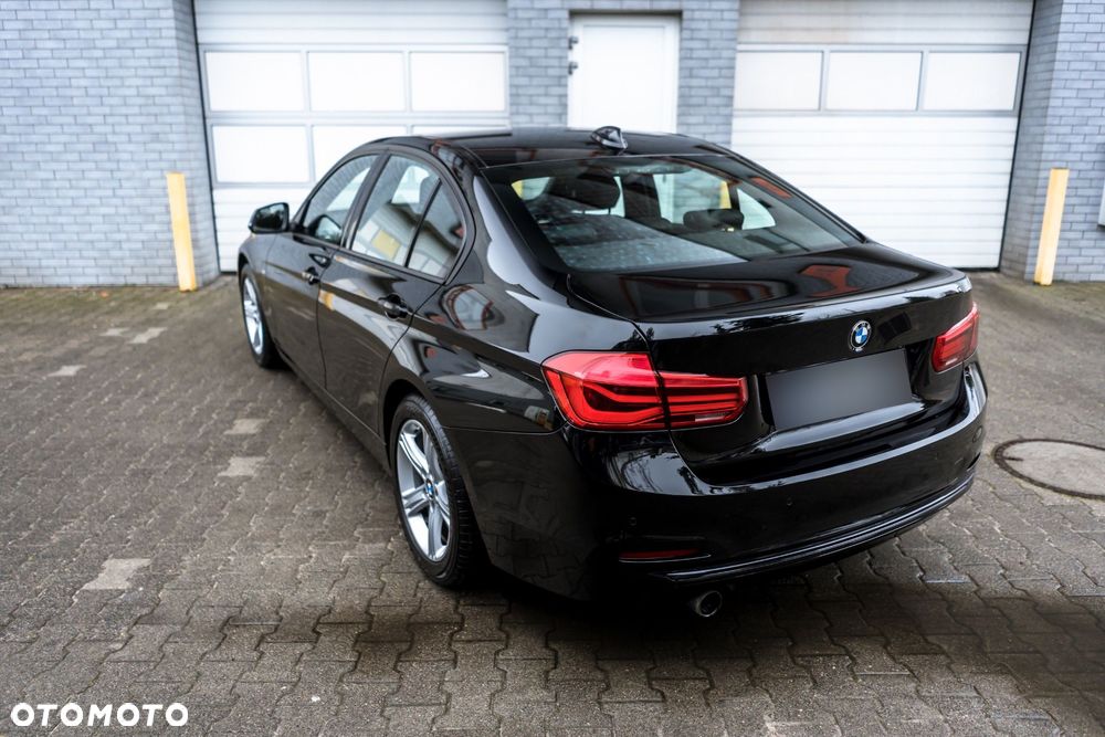 BMW Seria 3 318i Advantage - 15