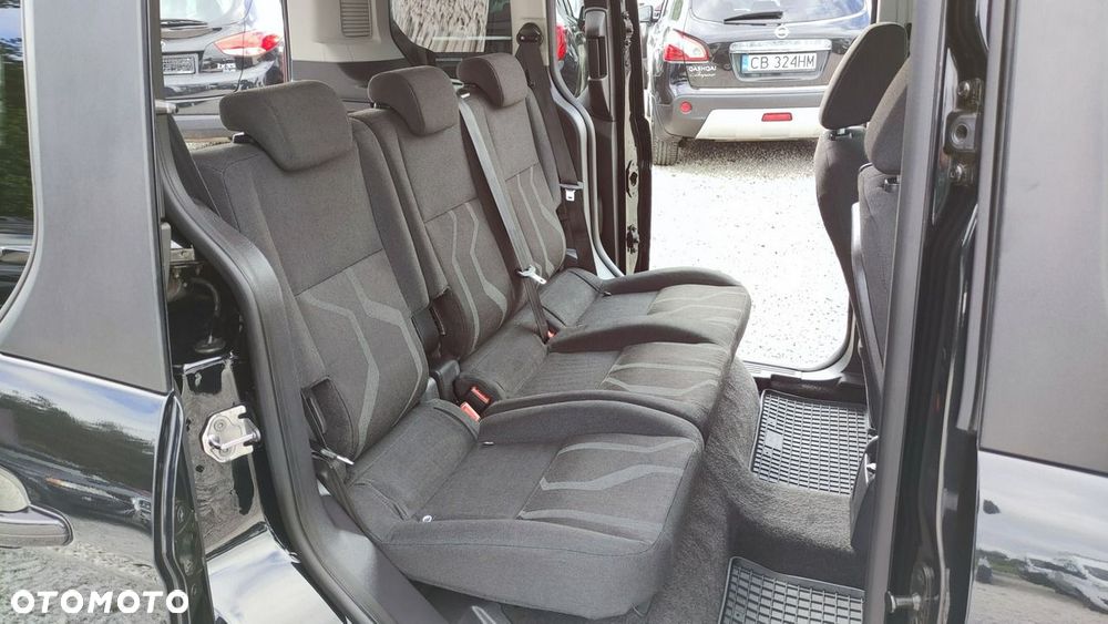 Ford Tourneo Connect 1.6 TDCi Ambiente - 25