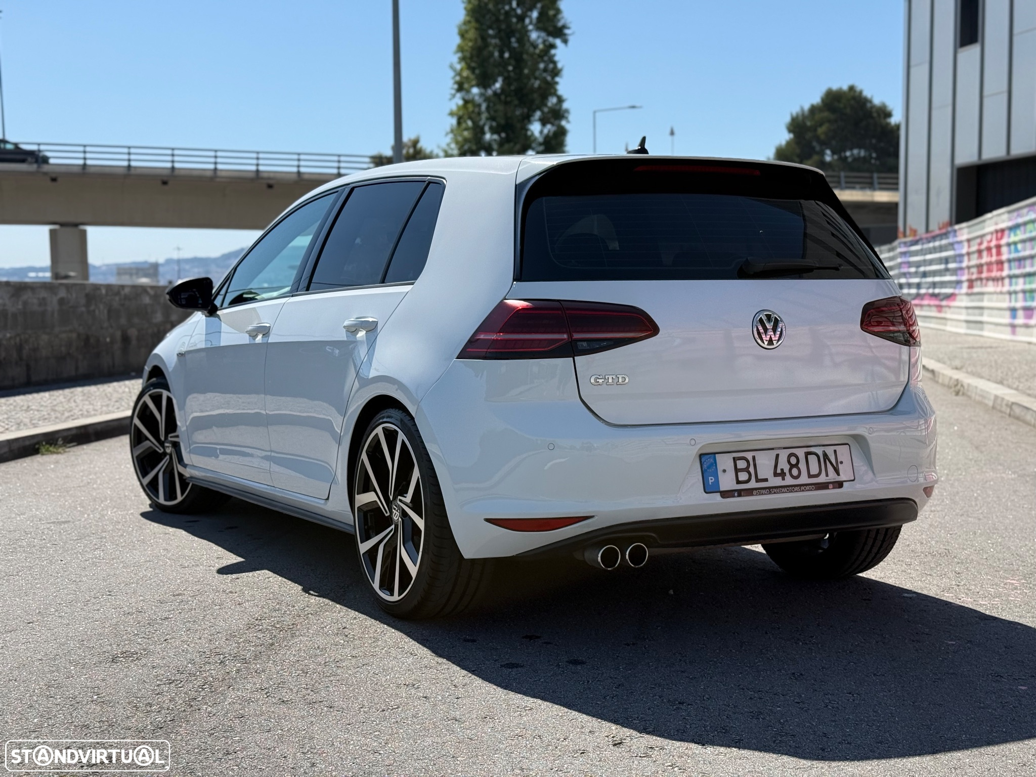 VW Golf 2.0 TDi GTD DSG - 2