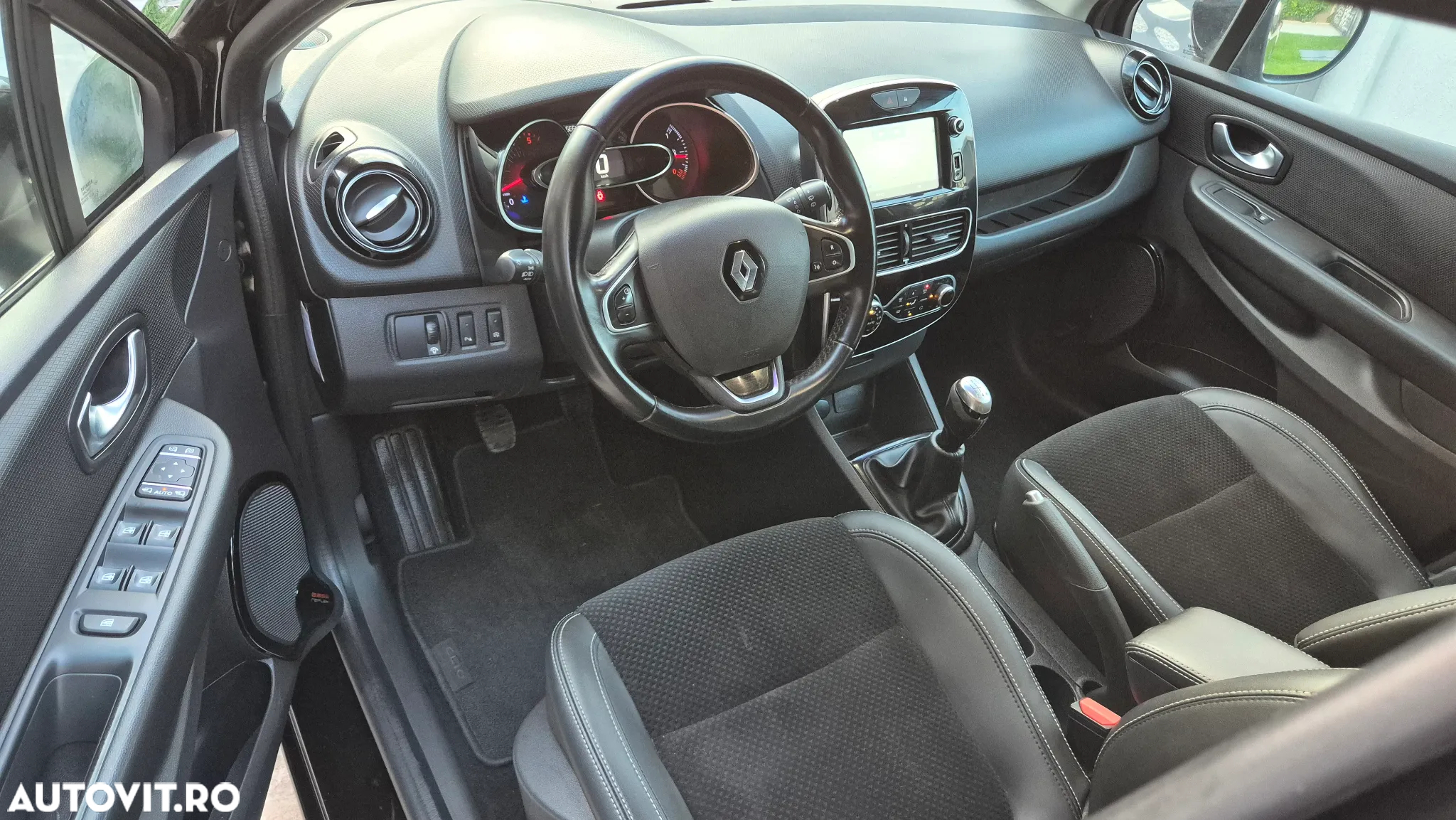 Renault Clio Energy dCi 90 Start & Stop LIMITED 2018 - 11
