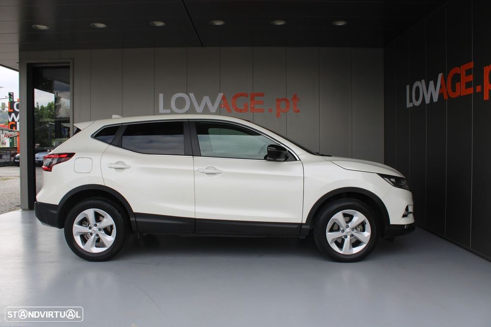Nissan Qashqai 1.3 DIG-T N-Connecta - 18