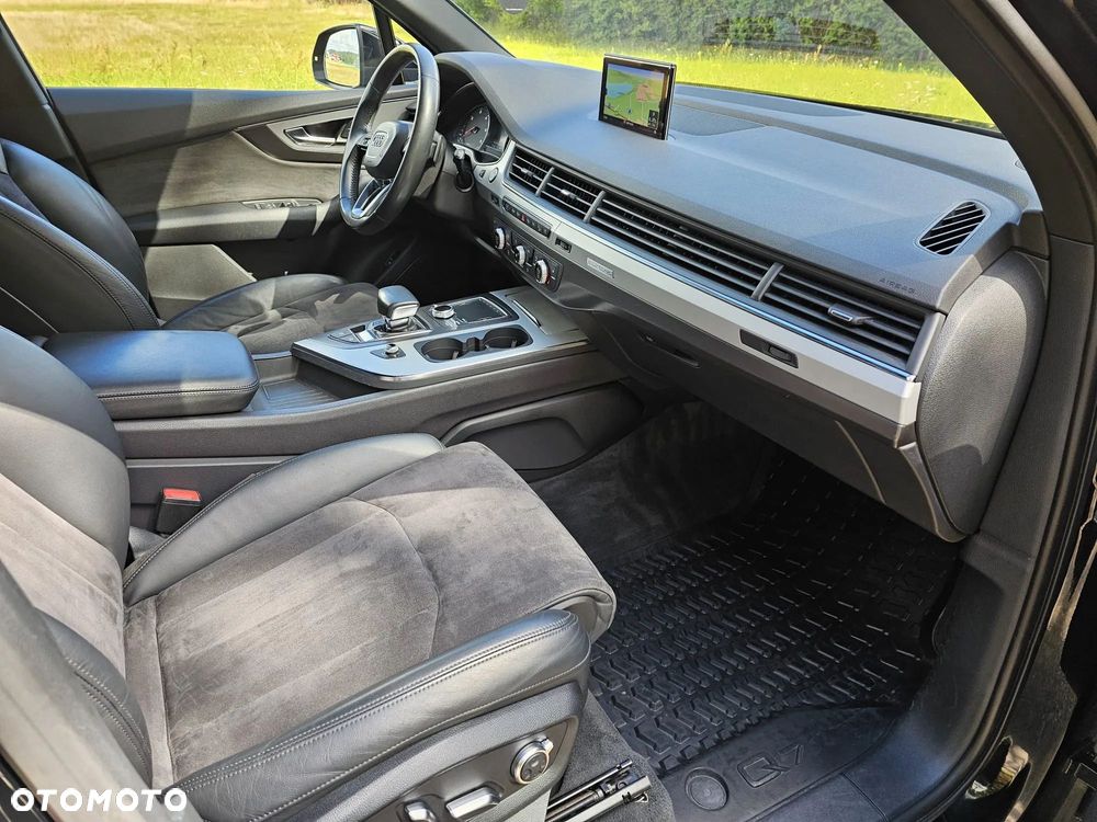 Audi Q7 - 29