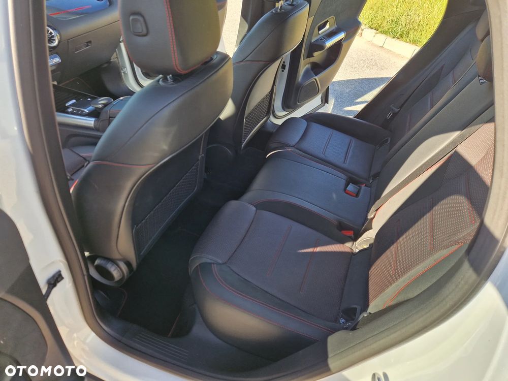 Mercedes-Benz GLA 200 Edition 1 - 14