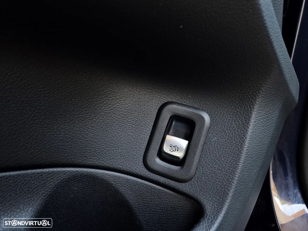 Mercedes-Benz C 200 - 37