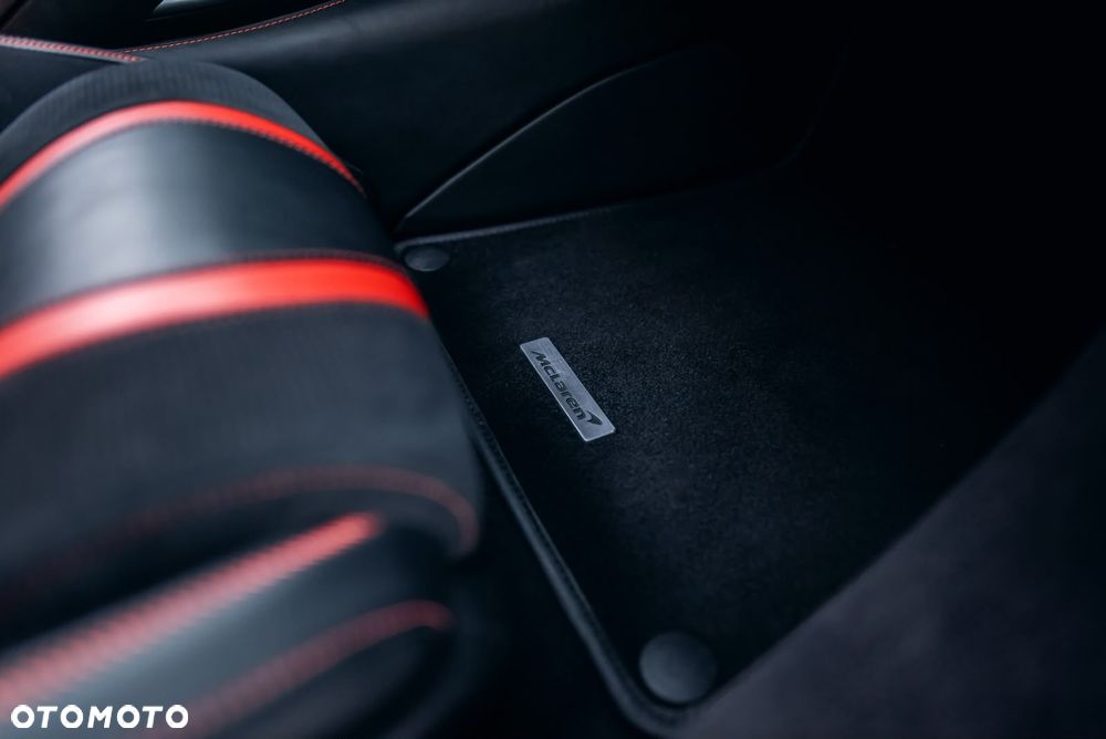 McLaren 720S Spider - 29