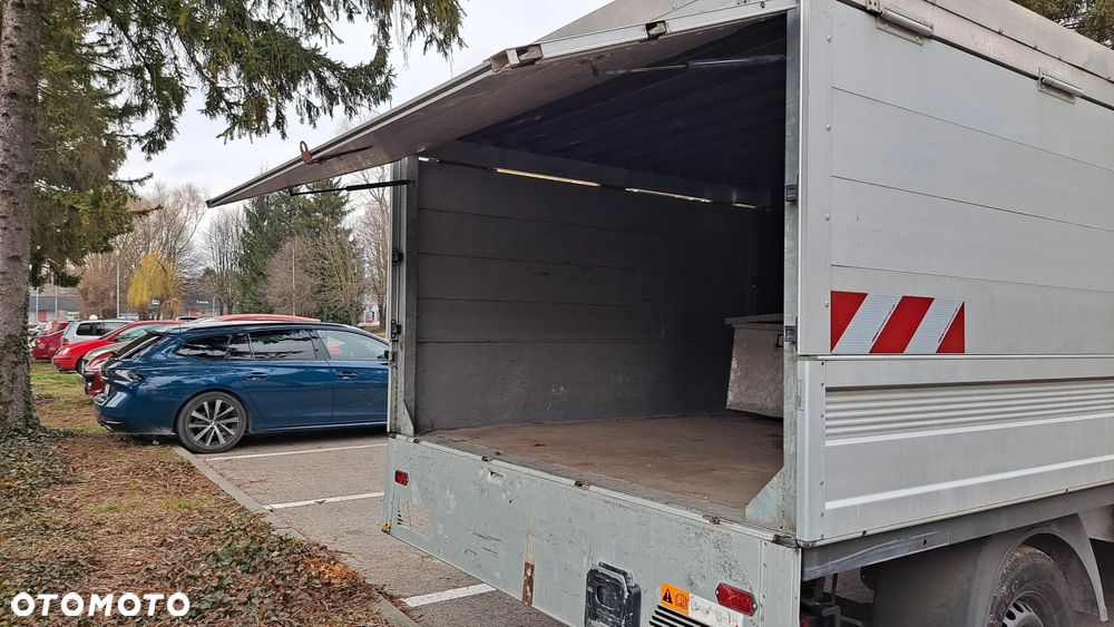 Ford Transit - 9