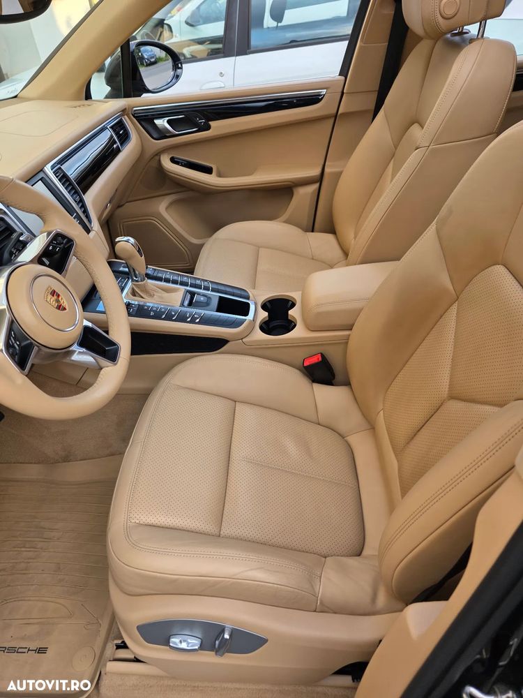 Porsche Macan - 10