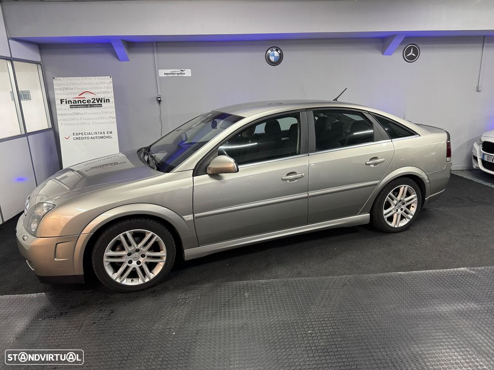 Opel Vectra GTS 2.2 DTi - 1