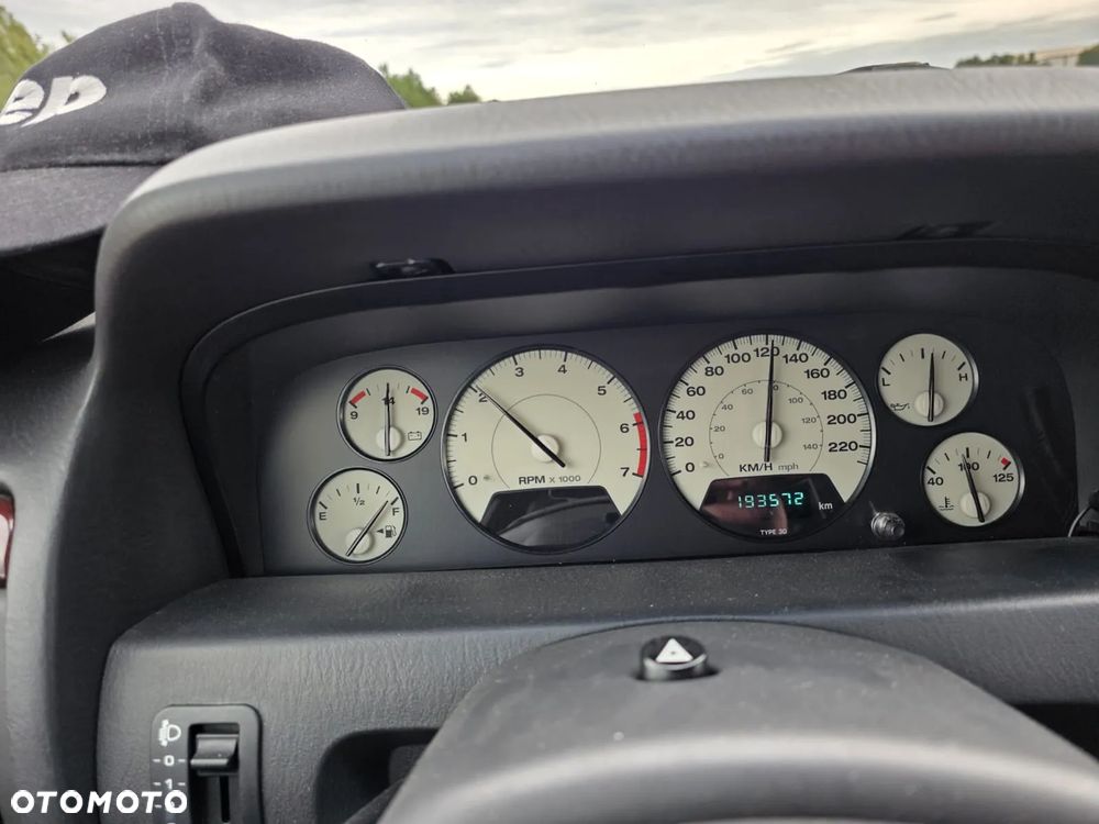 Jeep Grand Cherokee 4.7 Overland - 7