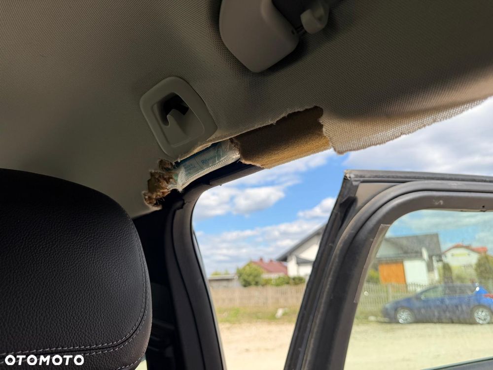 Mercedes-Benz Klasa C 200 BlueTEC 7G-TRONIC Edition 1 - 22