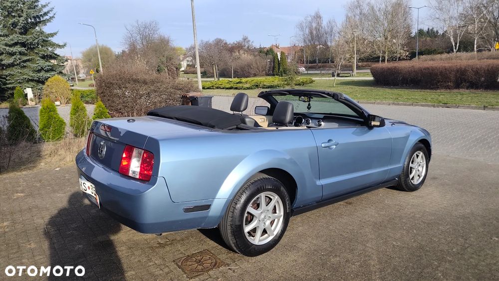 Ford Mustang 4.0 V6 - 22