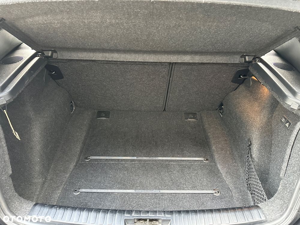 BMW Seria 1 118i - 16