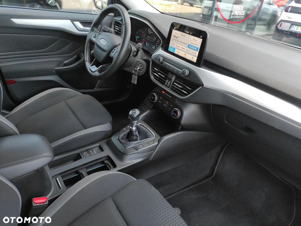 Ford Focus 1.0 EcoBoost Trend - 19