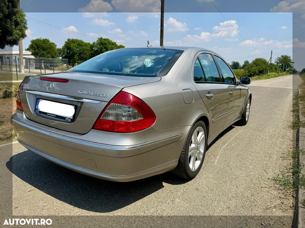 Mercedes-Benz E - 4
