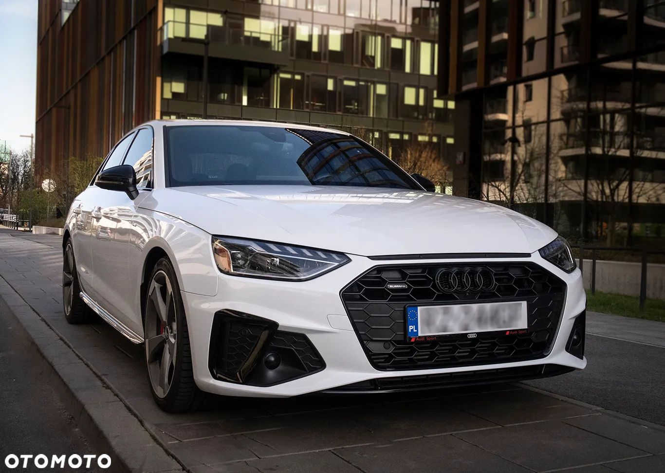 Audi A4 45 TFSI quattro S tronic S line - 1