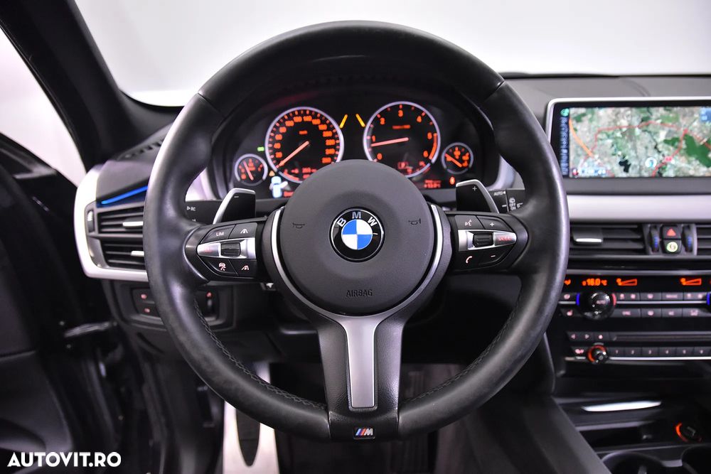 BMW X5 M M50d - 16