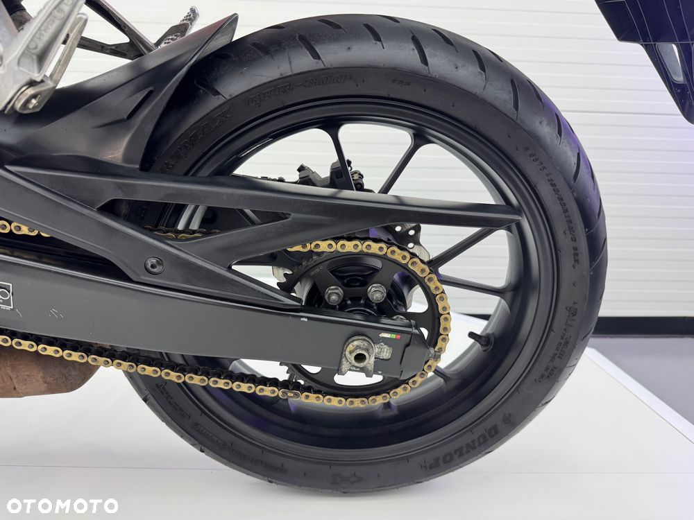 Honda CB - 25