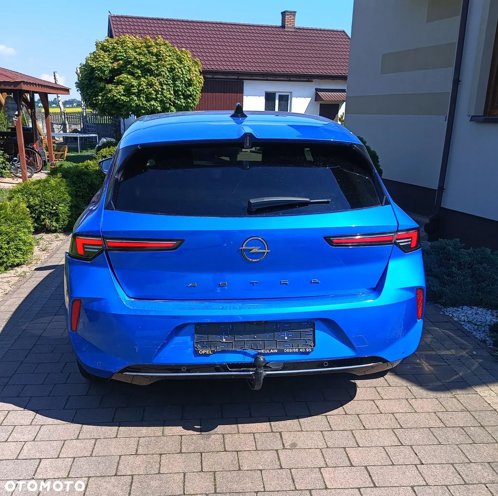 Opel Astra 1.5 D Business Elegance - 2