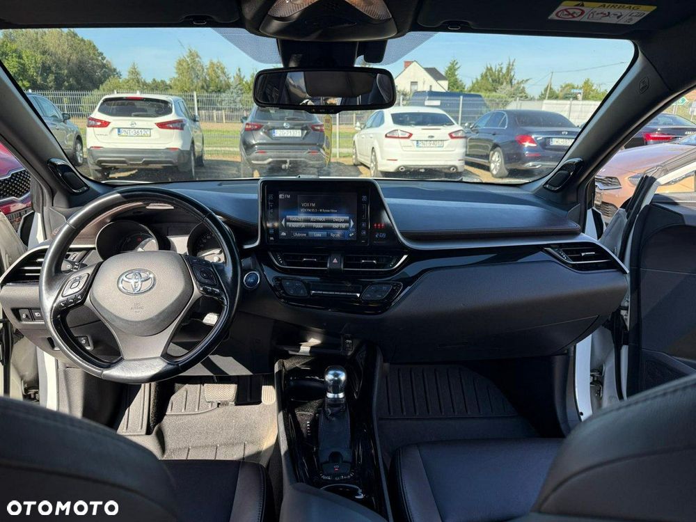 Toyota C-HR - 6