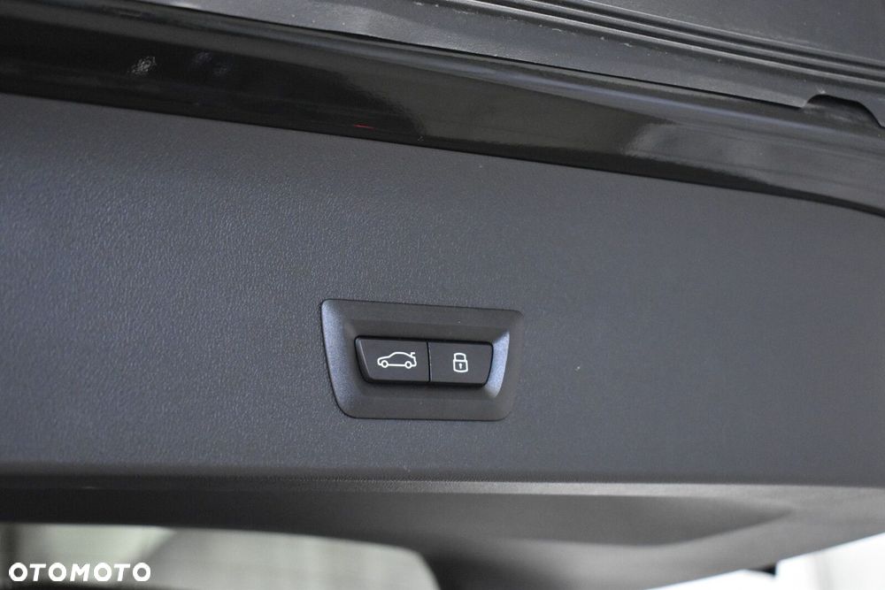 BMW X3 xDrive20d mHEV - 28