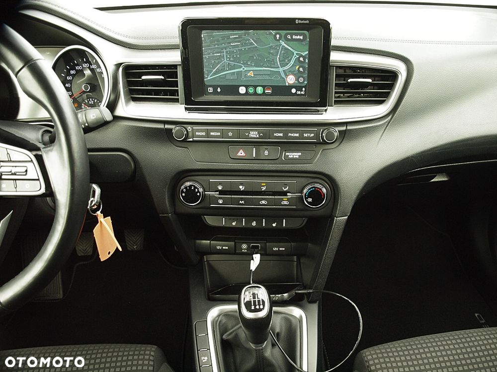 Kia Ceed 1.4 Vision - 21