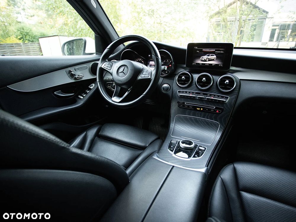 Mercedes-Benz GLC 300 4-Matic - 25