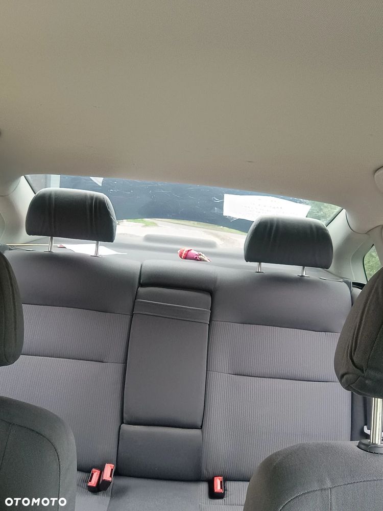 Volkswagen Passat 1.9 TDI - 21