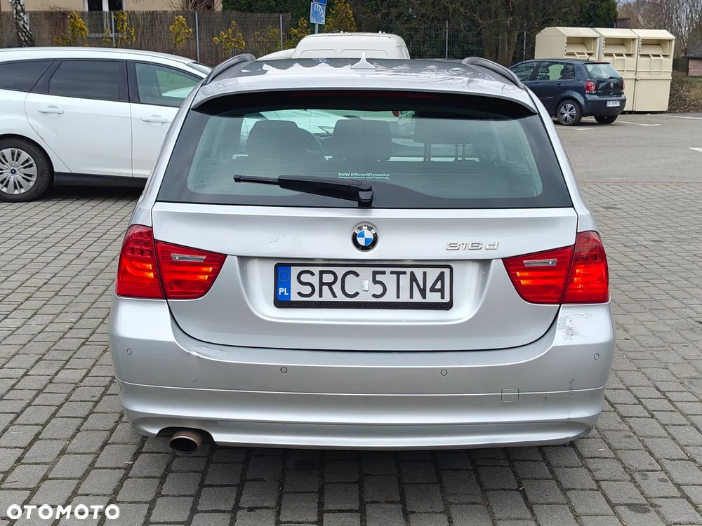 BMW Seria 1 116d DPF - 7