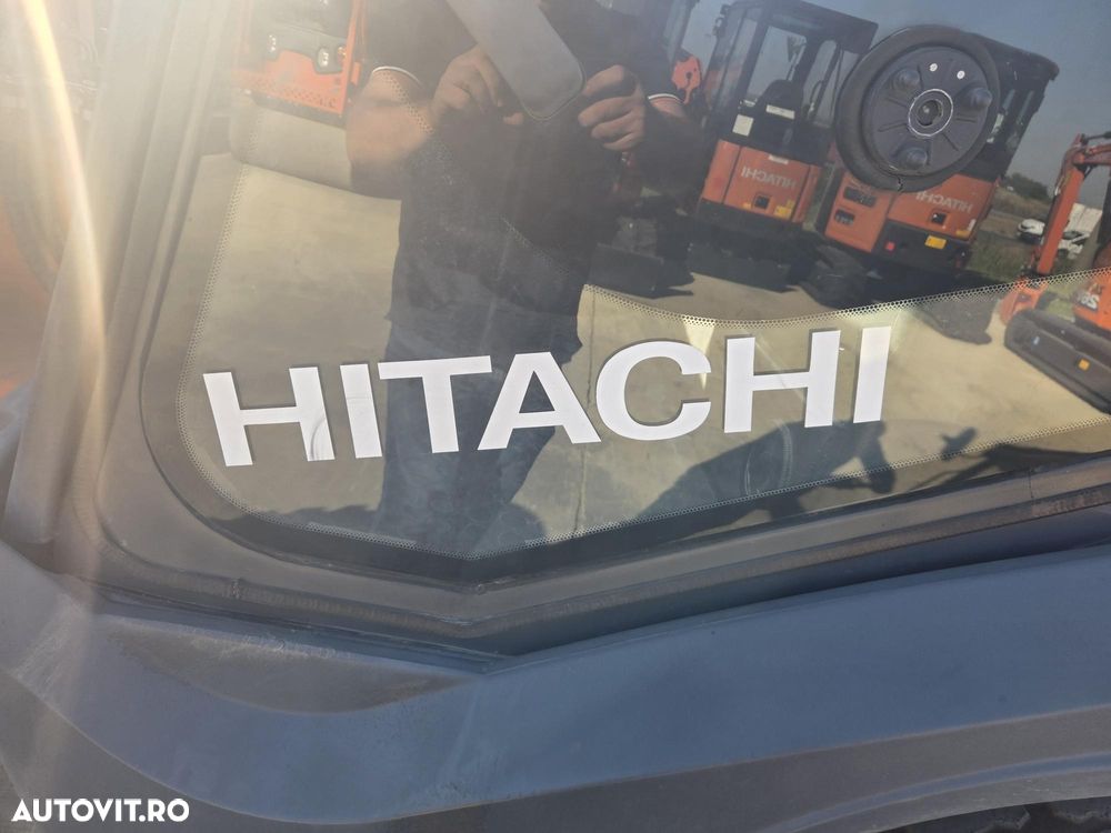 Hitachi ZW75-6, 2019, 2.745h, CUPA MULTIFUNCTIONALA 1mc, FURCI, CUPLA RAPIDA, ridica 2,4 tone la 3,2m, incarca 8x4 si  sem basculabila, Masa operationala 5tone, Anv 80% ok, motor 75CP, produs in Germania, posibilitate leasing 3 ani-PROMOTIE 29.900 EUR+Tva - 10