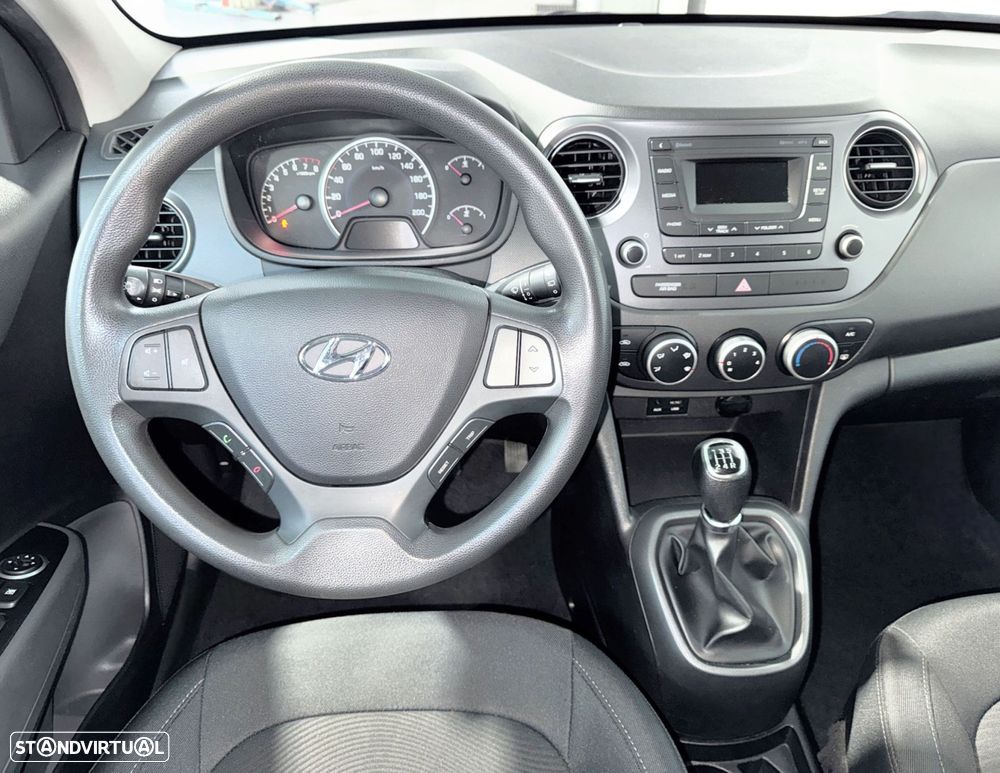 Hyundai i10 1.0 Urban GPL+Bluet. +Ctrl+Far.Nev.+Led.+Sen.Estac. - 8