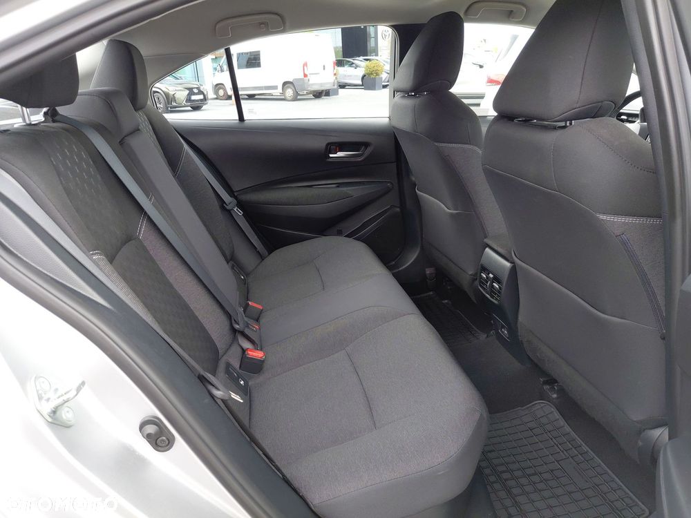 Toyota Corolla 1.8 Hybrid Comfort - 10