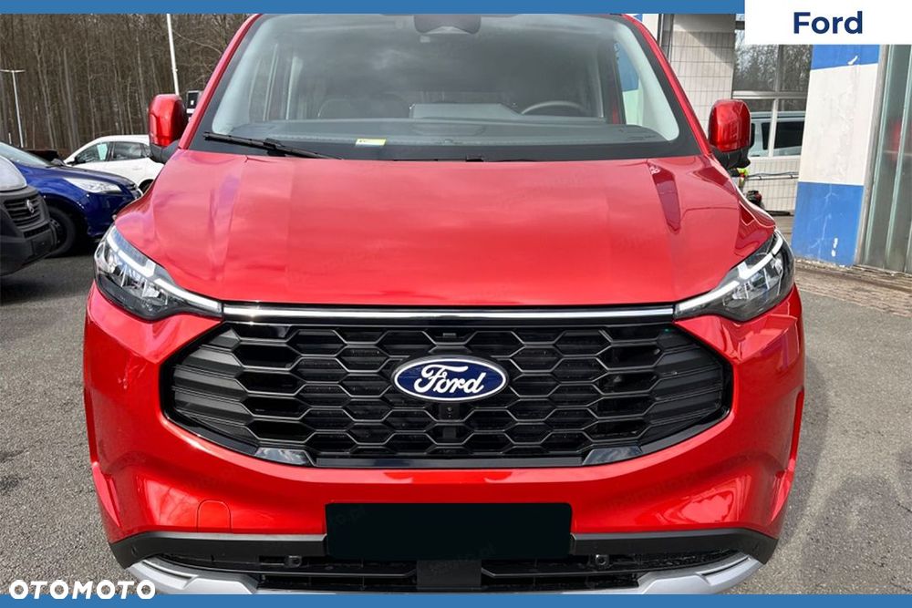 Ford Tourneo Custom - 2