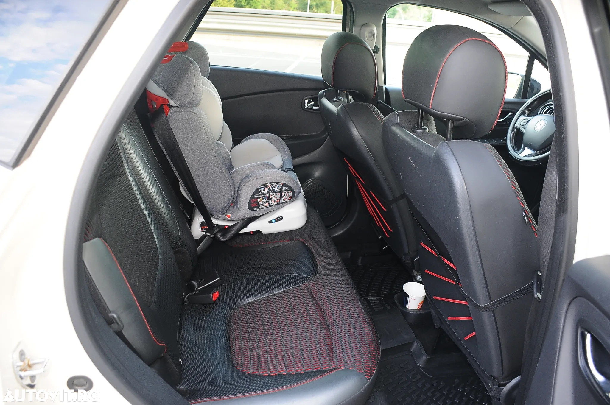 Renault Captur dCi Expression - 8
