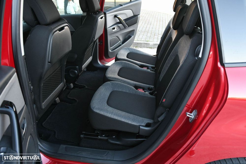 Citroën C4 Spacetourer 1.5 BlueHDi Shine — fotografia 15