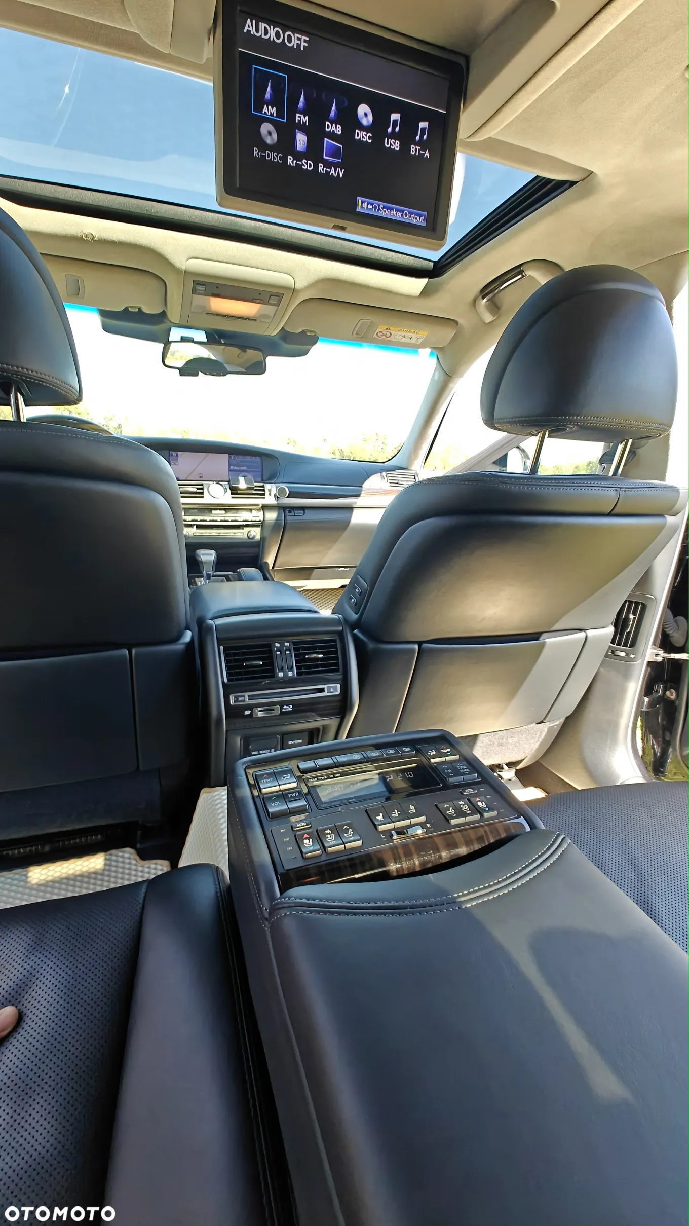 Lexus LS - 24