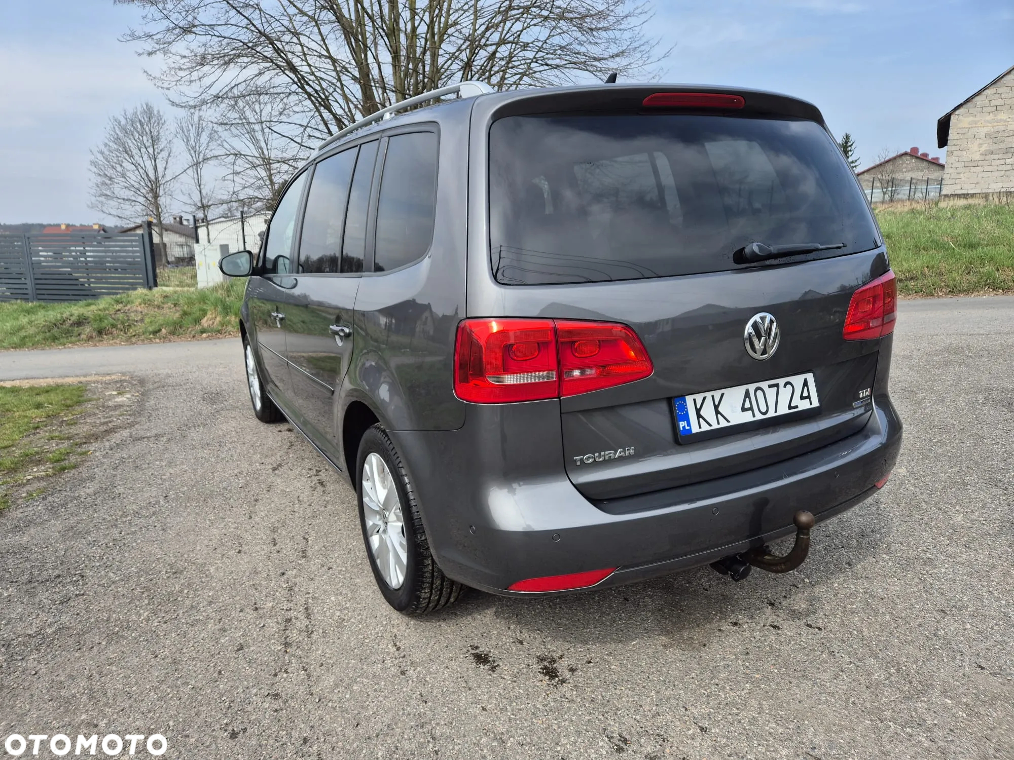 Volkswagen Touran 1.6 TDI DPF BlueMot Trendline - 2