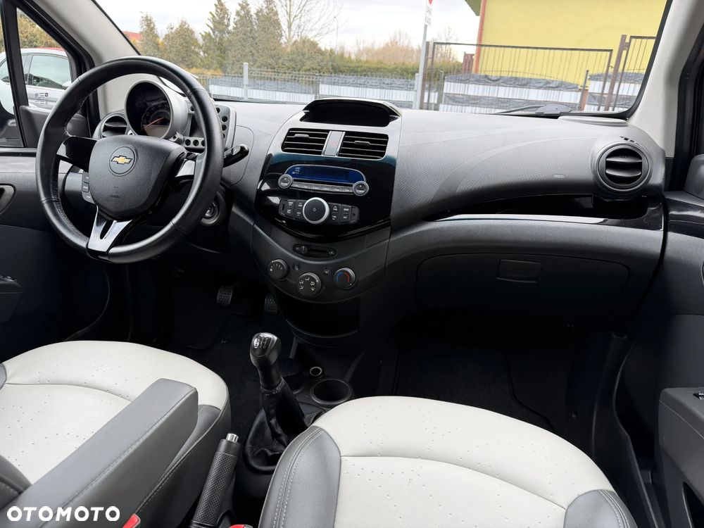 Chevrolet Spark - 26