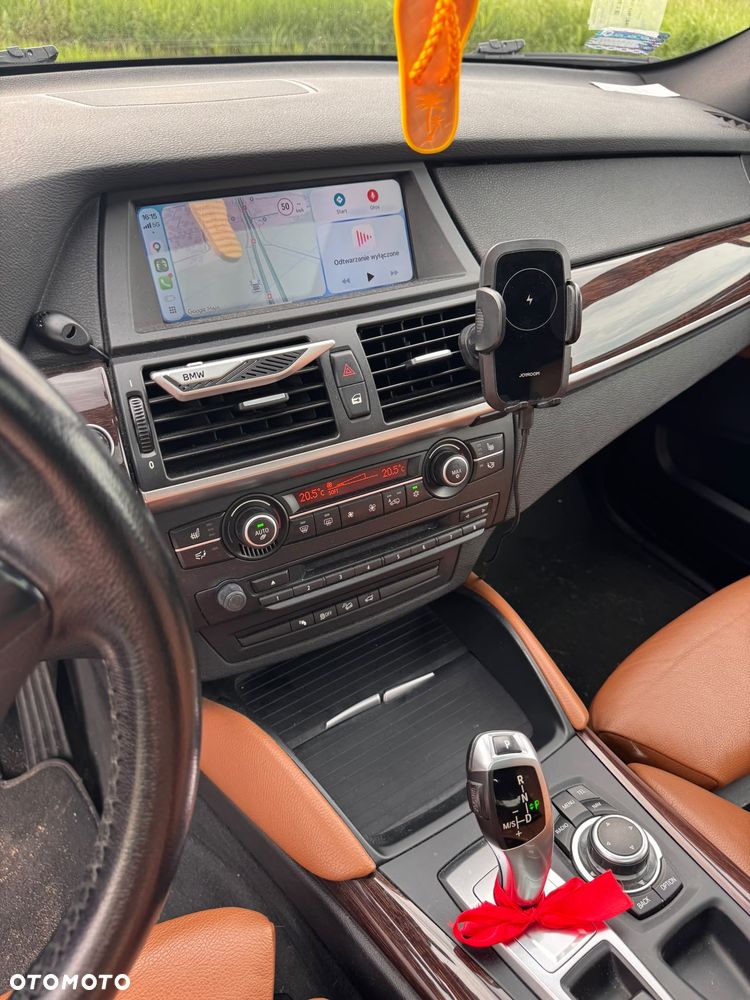 BMW X6 - 12