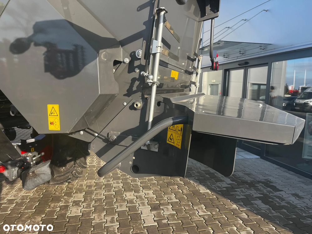 Claas EVION 450 MAXI - 27