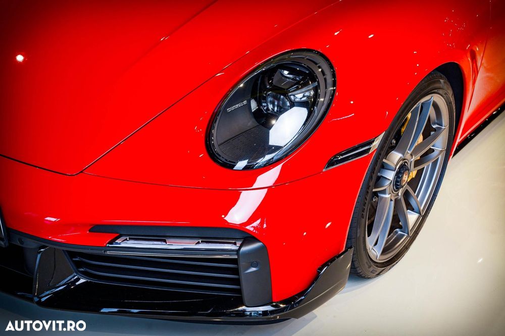 PORSCHE 911 2021 — imagine 12
