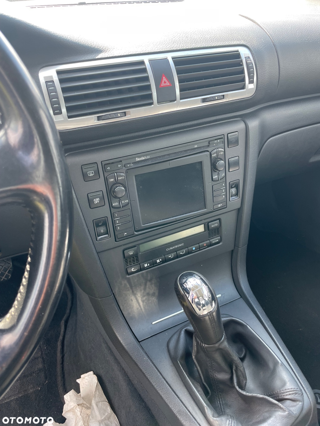 Skoda Superb 2.0 TDI DPF Comfort - 5