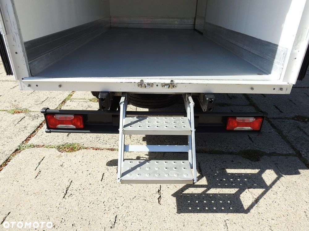 Iveco DAILY 35C15 KONTENER CHŁODNIA -12*C ZASILANIE 230V BLIŹNIACZE KOŁA  150KM - 29