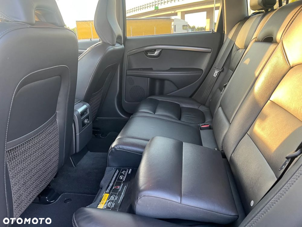 Volvo XC 70 D4 AWD Summum - 22