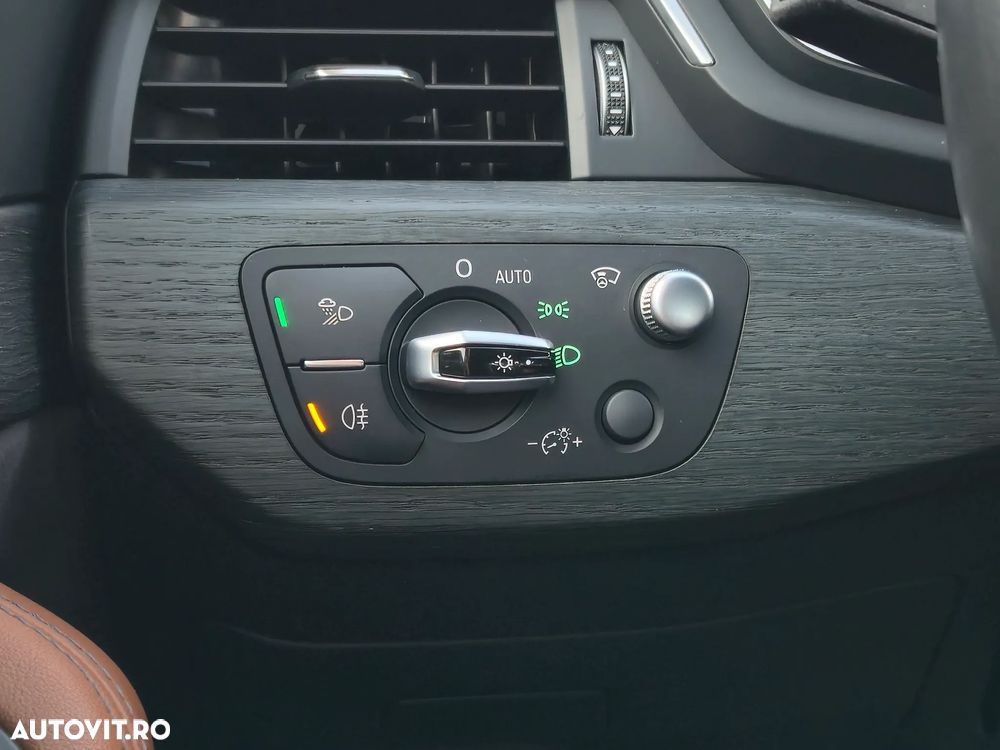 Audi A4 2.0 TDI ultra S tronic sport - 30