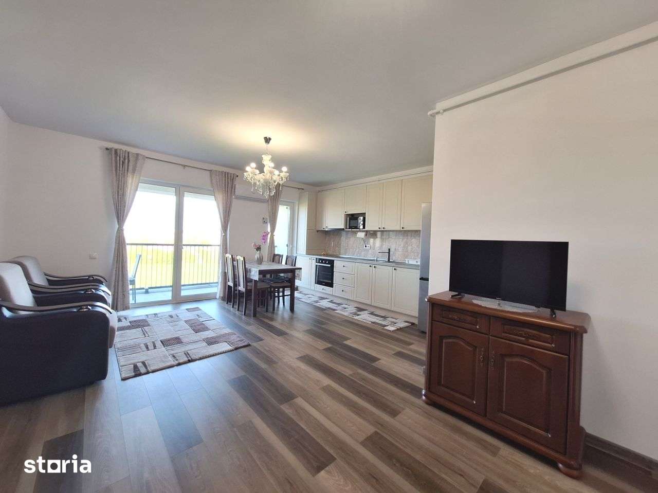 Apartament cu 2 camere, 54,5 mp, balcon, zona Oncos — fotografia 1