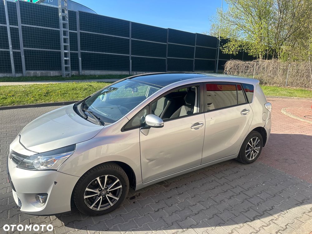 Toyota Verso 1.6 D-4D 7-Sitzer Start/Stop Comfort - 7