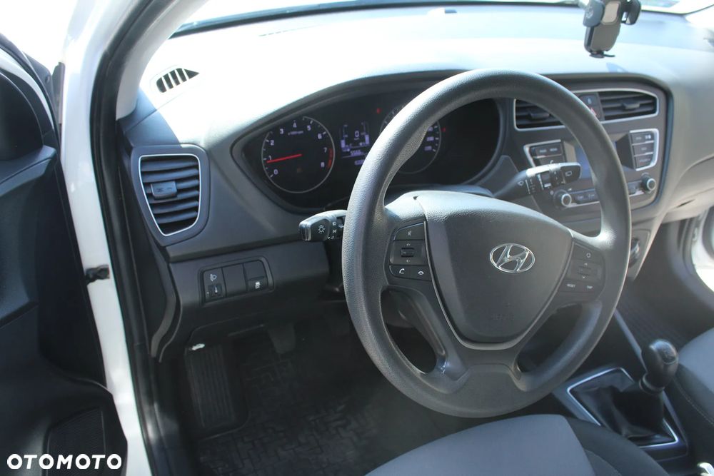 Hyundai i20 1.2 Classic Plus - 4